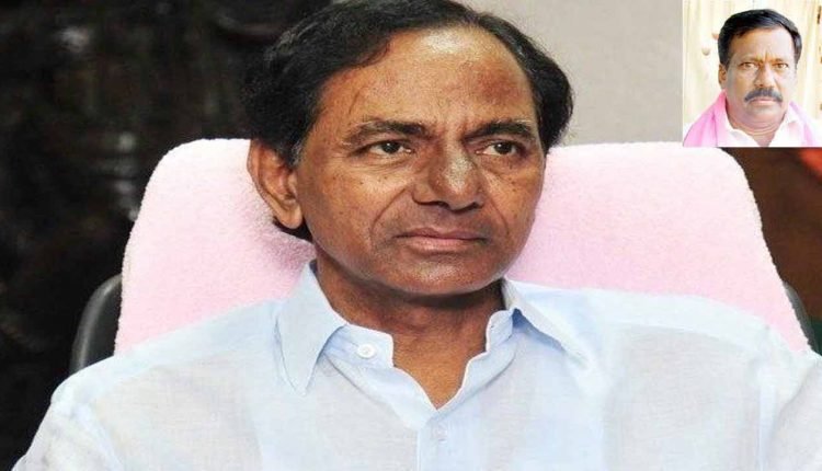 CM KCR Condoles Azmeera Chandulal's Death