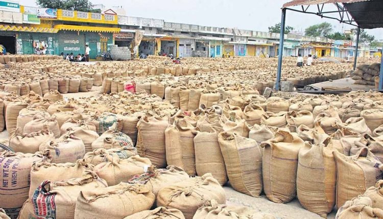 Warangal Market Yard To Be Closed From Tomorrow To May 16