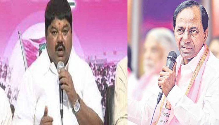 Former MLC Ramulu Naik Lashes Out At CM KCR