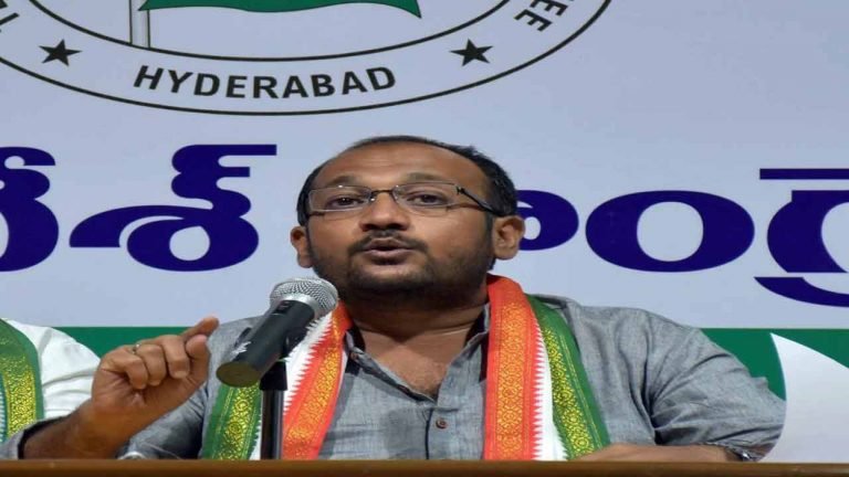 Pregnant Women Facing Serious Problems in Lockdown: Congress