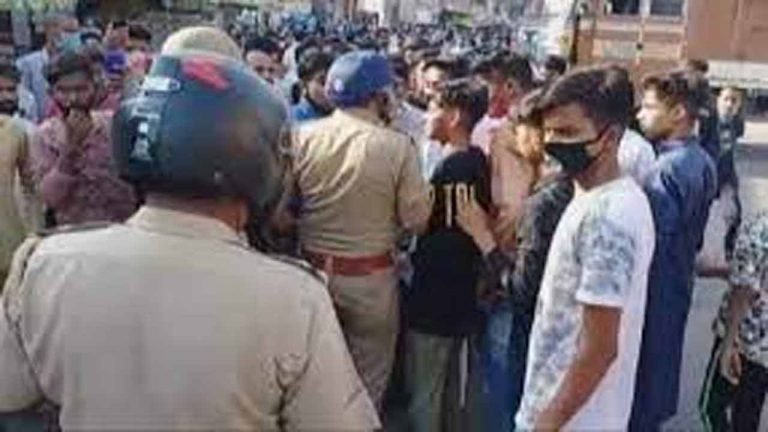 Teen Thrashed By UP Cops For Violating Curfew, Dies, Cops Suspended