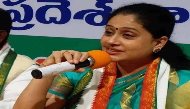 People Are Not Opposed To Scrap Off ₹2000 Notes, Only BRS Leaders Worried: Vijayashanti