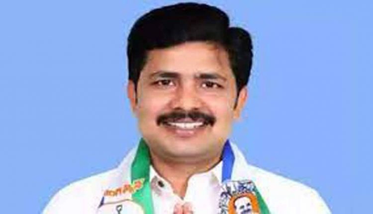 Tirupati YSRCP MP Gurumoorthy Calls On CM YS Jagan