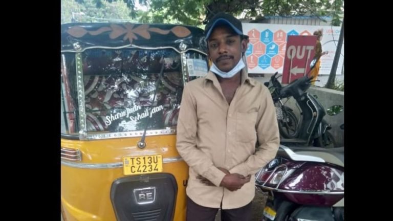 Auto driver returned lost bag with valuables