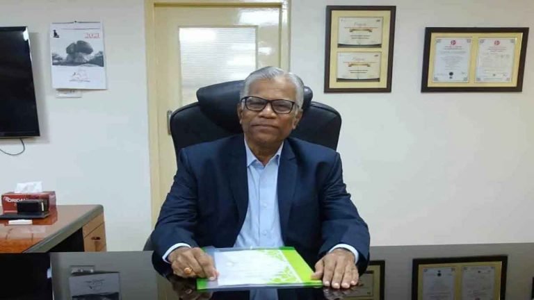 Prof. Basuthkar Jagadeeshwar Rao takes charge as Vice-Chancellor of UoH