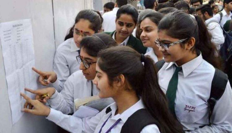 Muslim girl top's WB Uchha Madhyamik Result 2021