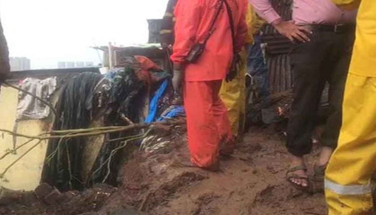 Mumbai: Three Died in Building Collapse