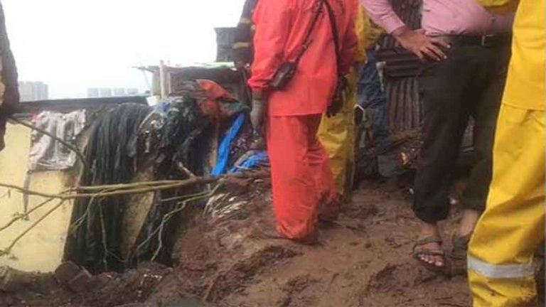 Mumbai: Three Died in Building Collapse