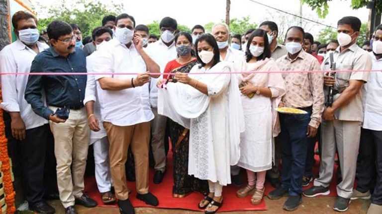 GHMC Mayor Inaugurates Monolith Park At Jubilee Hills