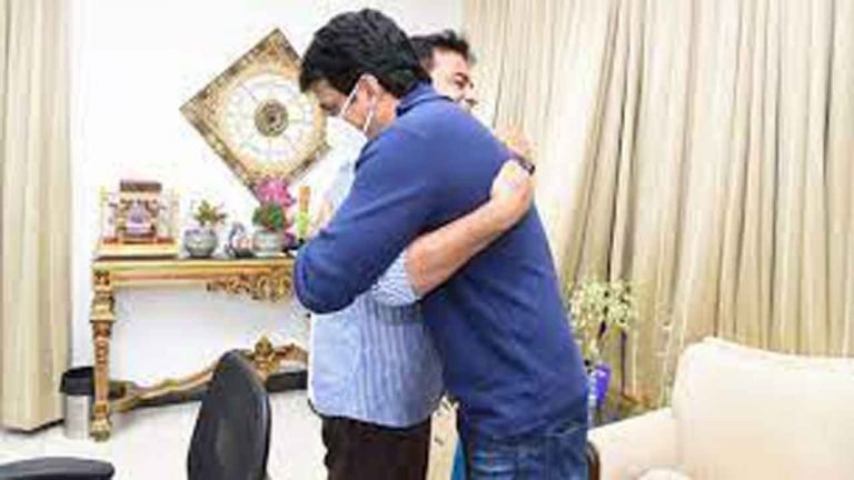 Sonu Sood Extends Birthday Wishes to KTR