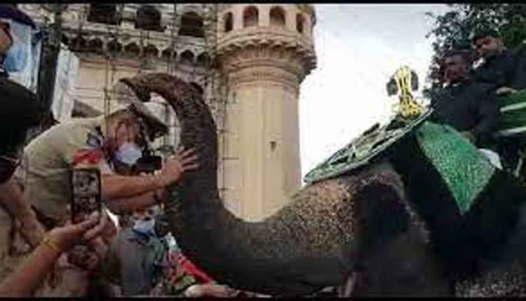 Hyderabad CP Supervises 'Bibi Ka Alam' Procession