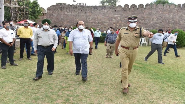 CS Somesh Inspects I-Day Arrangements at Golkonda