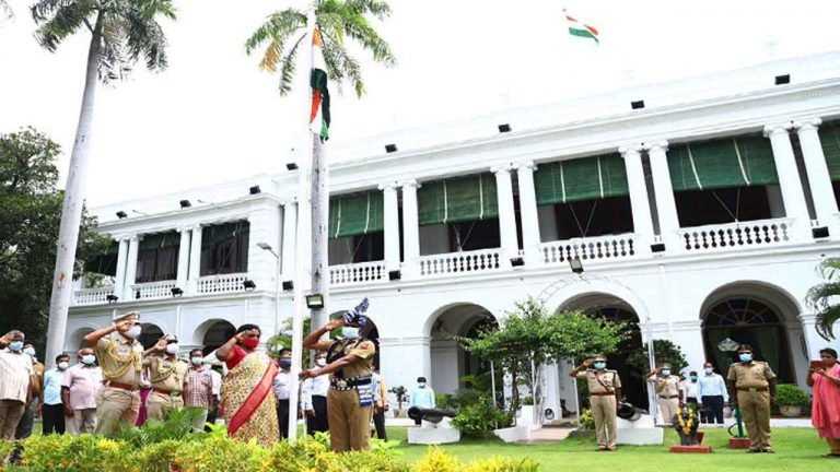 Governor Hoisted Independence Day Flag at Raj Bhavan