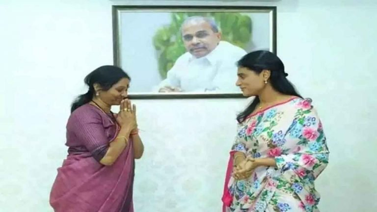 Big shock to YS Sharmila as Indira Shobhan quits YSRTP