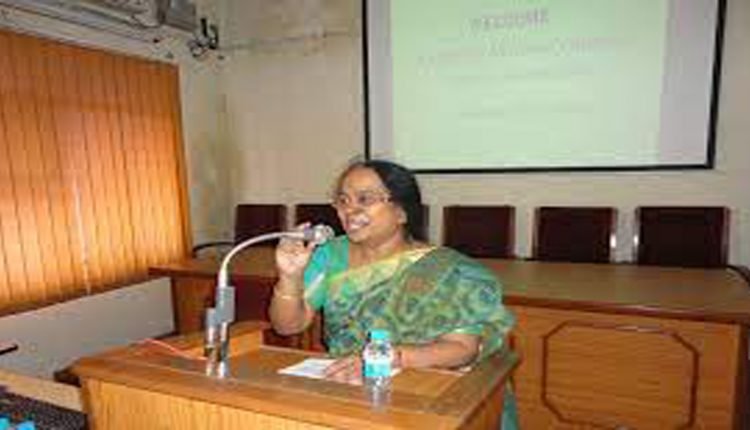 UoH Professor Delivers Lecture on Gender for Senior Police Officers