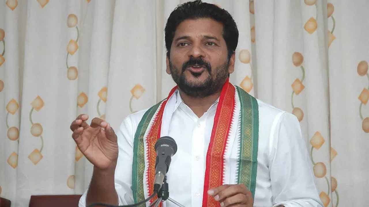 Revanth Reddy Complaint To DGP On Hurdles Being Created For Rahul ...
