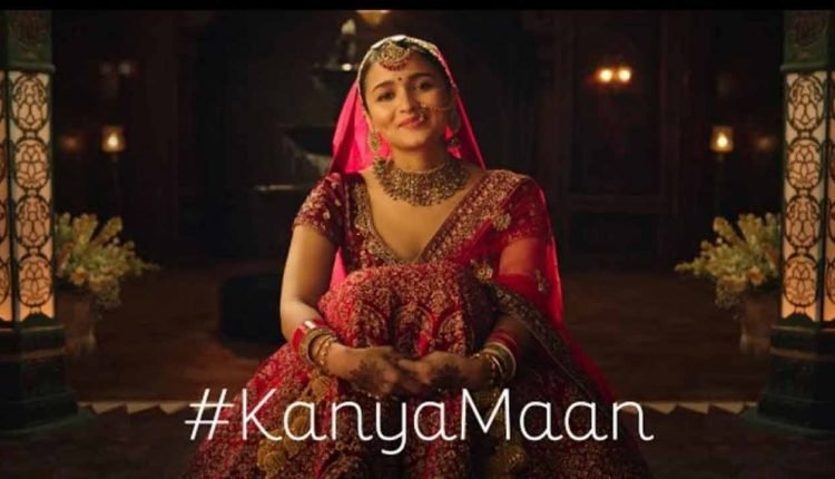 BoycottManyavar trends on Twitter