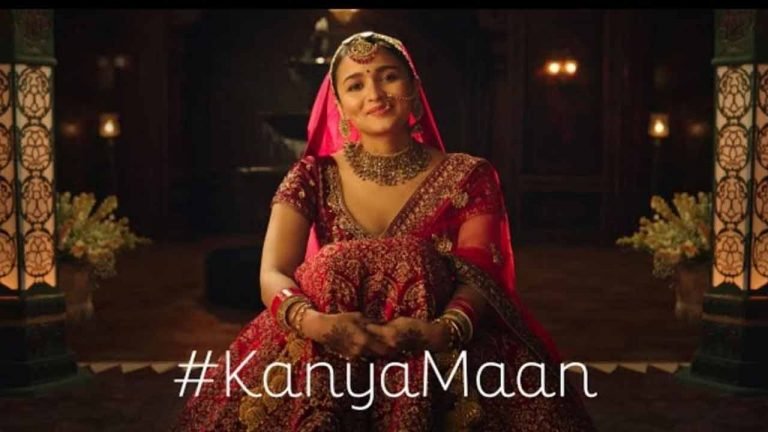 BoycottManyavar trends on Twitter