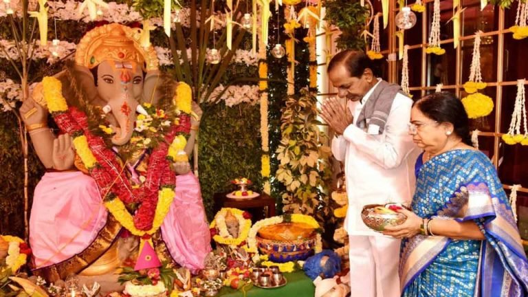 KCR offers prayers to Lord Ganesha at Pragathi Bhavan
