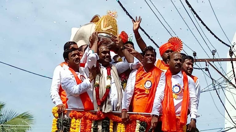 Balapur Ganesh Laddu Fetch Rs 19 lakh this year