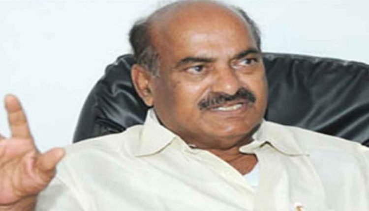 AP Former Minister JC Diwakar Reddy calls on CM KCR