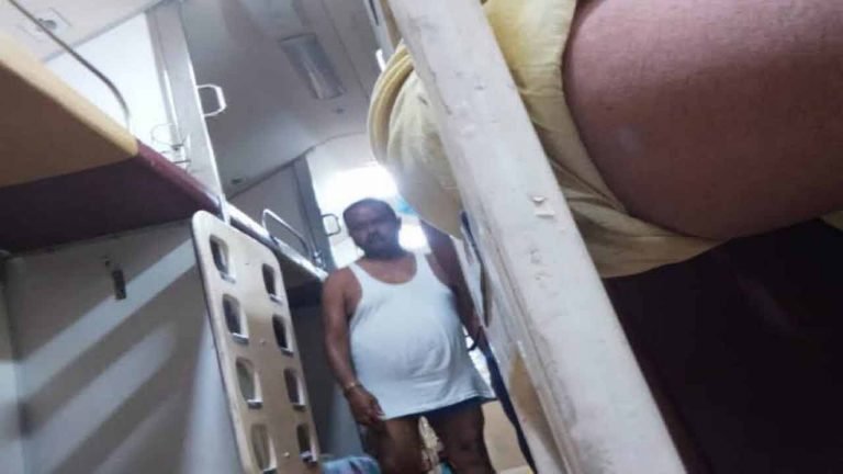 JDU MLA seen wearing undergarments on Patna-Delhi train