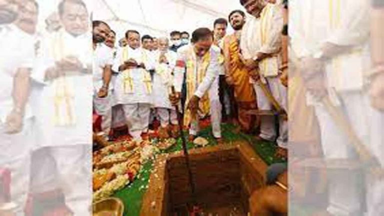 Delhi: CM KCR Lays Foundation Stone for TRS Office