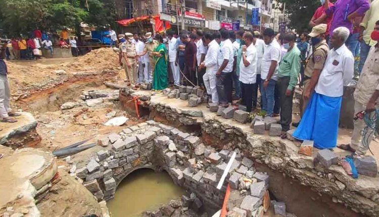 Heavy Rains: Man Washed Away After Falling in a Trench in Hyderabad