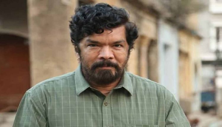 Unknown miscreants pelts stones on posani’s house