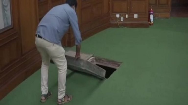 Delhi: Tunnel Found from Assembly to Red Fort