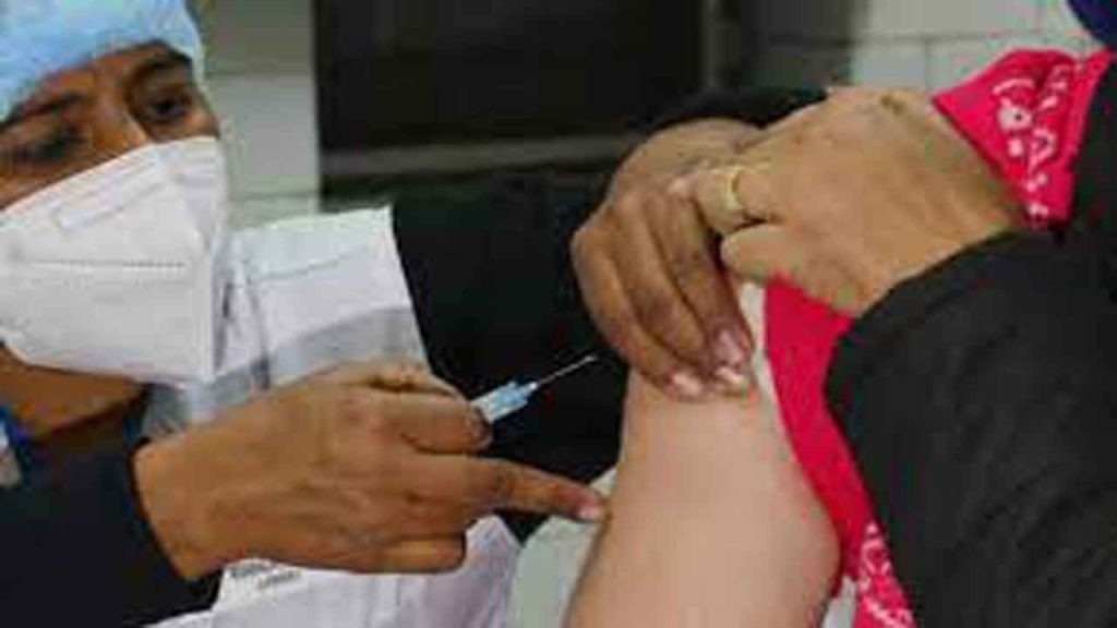 Covid-19 Vaccination Drive stopped over Dasara Holidays