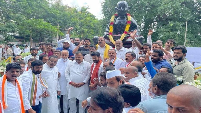 Congress party holds Gandhi Jayanthi celebrations