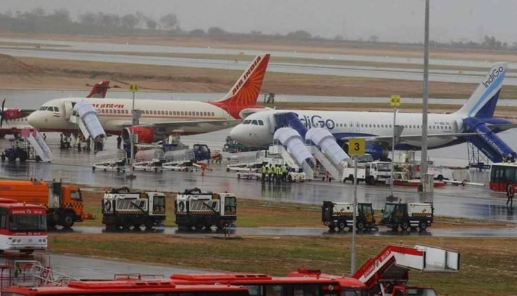 Hyderabad Rains: The Flights cancelled, Roads and Restaurants flooded