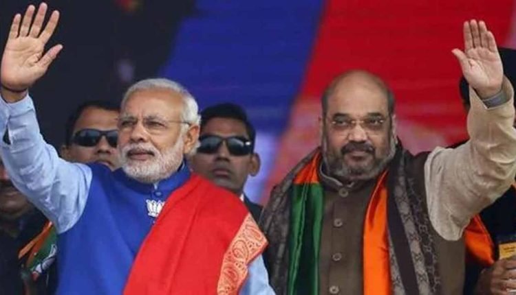 PM Modi, Amit Shah Greets People on Bhai Dooj