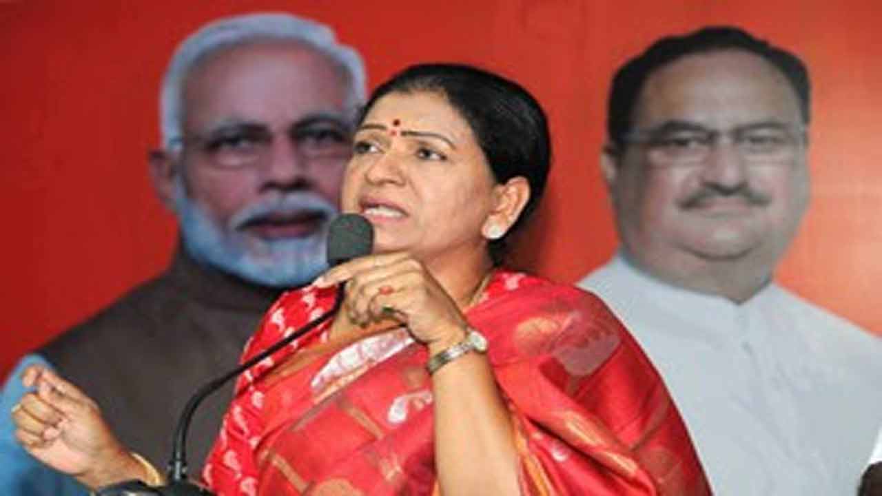 People are ready to corner CM : DK Aruna | INDToday