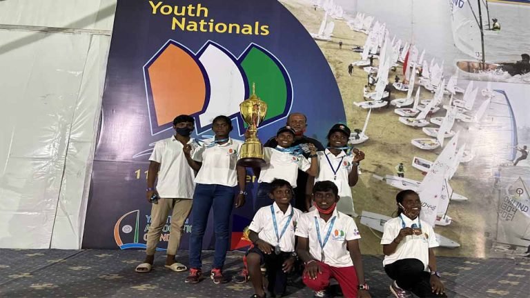 Ravali Parandi and Tanuja Kameshwar get Gold and Bronze at the YAI Youth Nationals