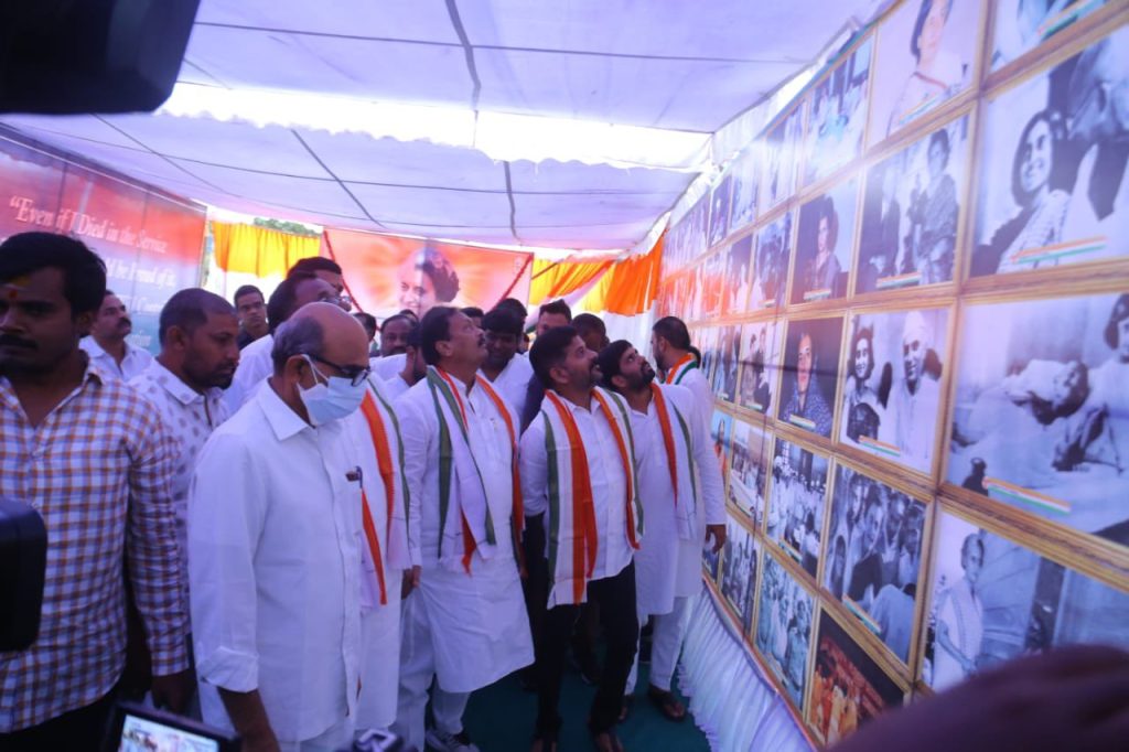 Congress celebrates Indira Gandhi birth anniversary