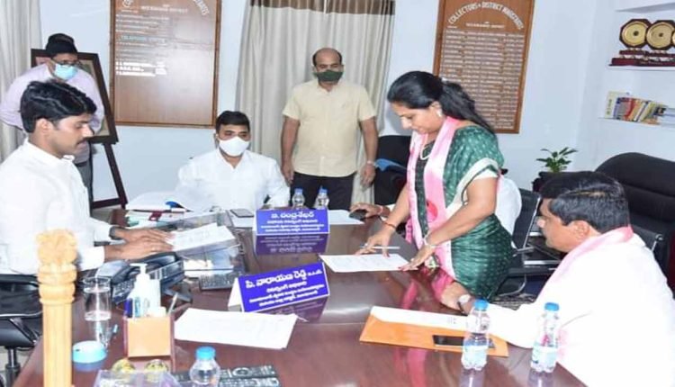 Kavitha files nomination, thanks KCR, vows for development