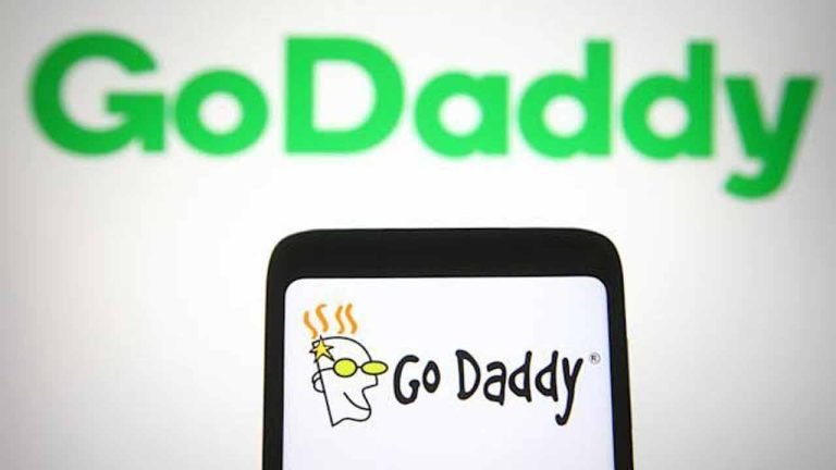 GoDaddy: 1.2 Million Users sensitive Information Leaked