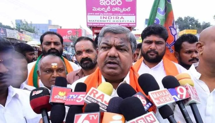 High Court order slap on the face to CS: says Gudur