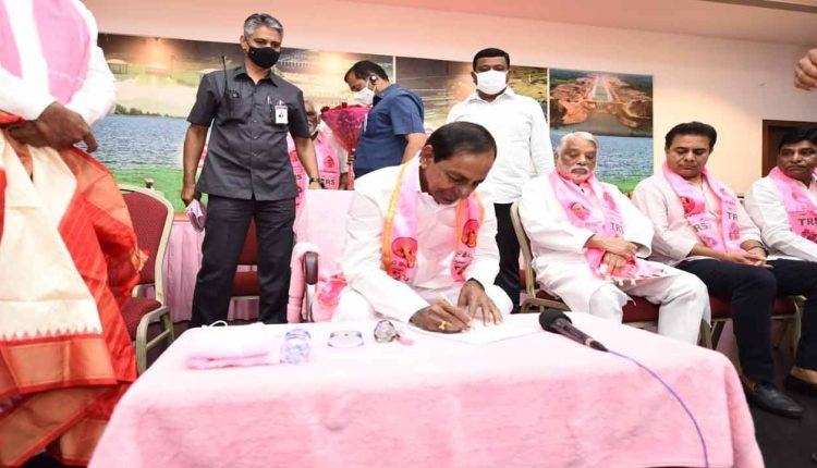 CM announces 6 MLC candidates file nominations