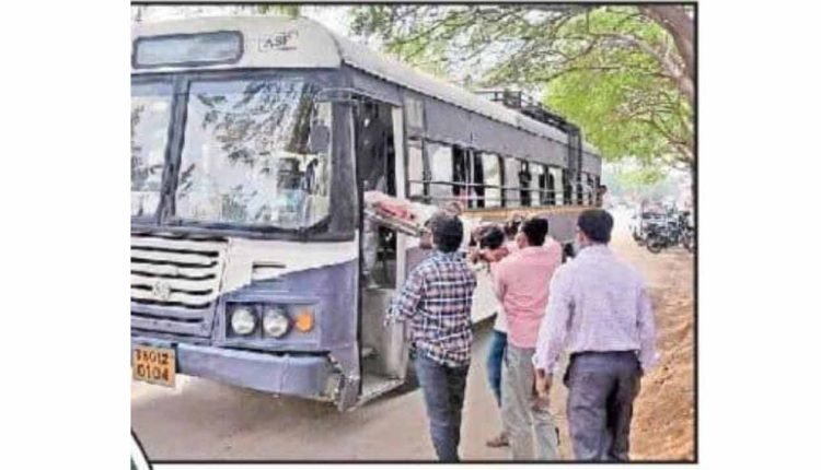 TSRTC Extends Lifelong Free Travel To The Two Babies Born In TSRTC Buses