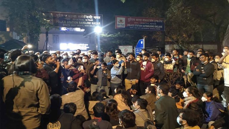 Delhi Doctors Brave Brutal Police Crackdown On Their Massive Protest Over NEET Exam