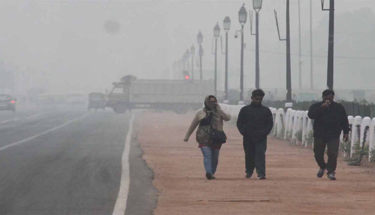 Delhi Temperature Dips To 4.6 On Today Morning