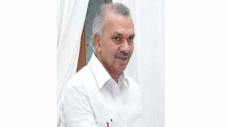 TRS EX Minister Fareeduddin Passed Away