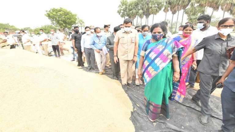 Governor Visits Paddy Procurement Centres In Nalgonda