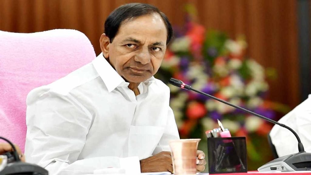 Vijayasanti Lashes Out At CM KCR