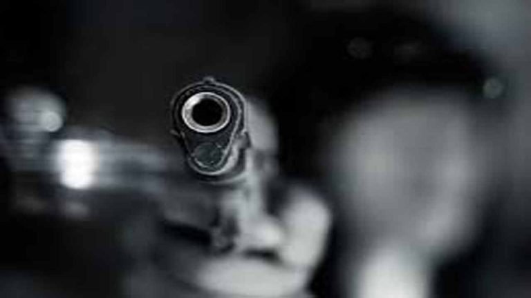 Constable Shoots SI After Being Denied Leave