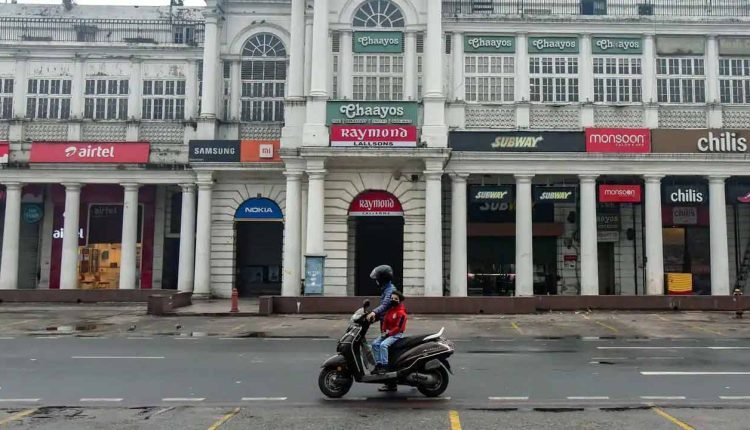 Weekend Curfew In Delhi Starts, Non-Essential Activities On Hold