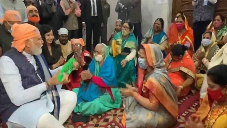 PM Modi shares a very special moment at the Shri Guru Ravidas Vishram Dham Mandir